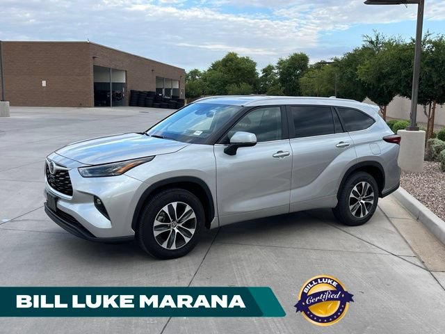 Used 2025 Toyota Highlander XLE FWD video 1
