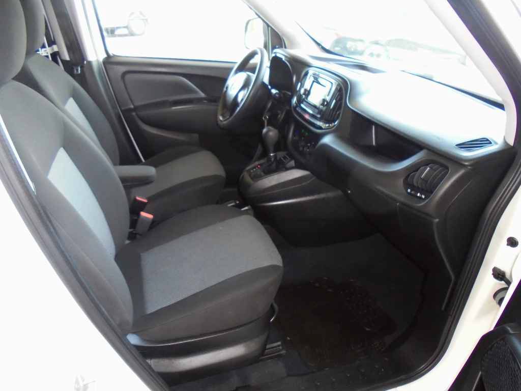 Used 2019 RAM ProMaster City Tradesman FWD image 8
