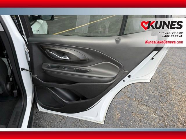 Used 2024 GMC Terrain SLT AWD/4WD image 15