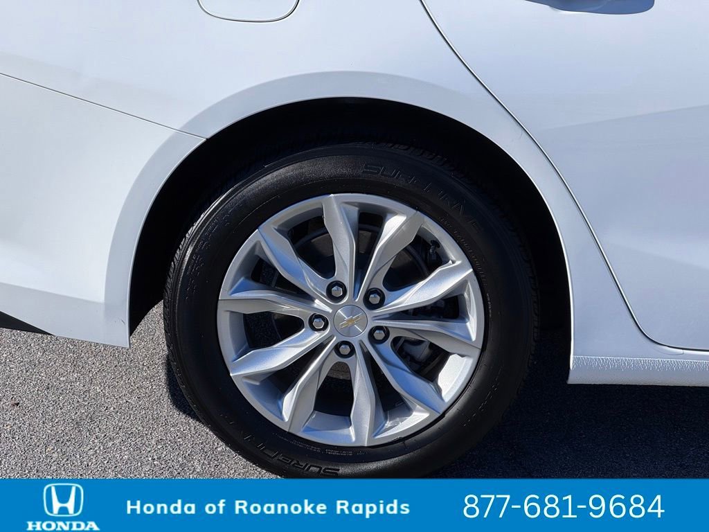 Used 2024 Chevrolet Malibu LT image 32