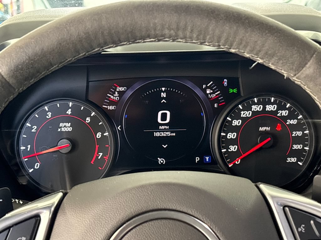 Used 2021 Chevrolet Camaro SS RWD image 28