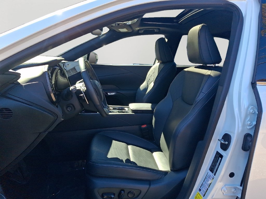 Used 2024 Lexus RX 350 Premium w/ Cold Area Package AWD/4WD image 15