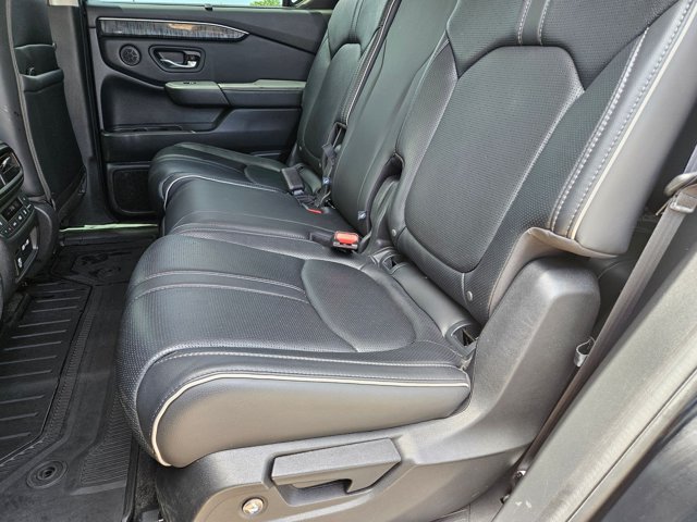 Used 2023 Honda Pilot Elite image 19