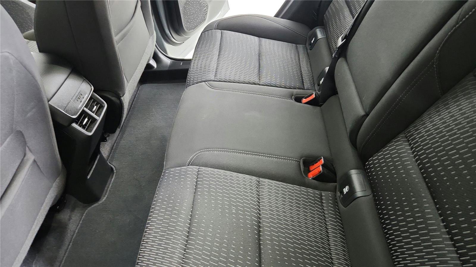 Used 2025 Chevrolet Equinox LT AWD/4WD image 15