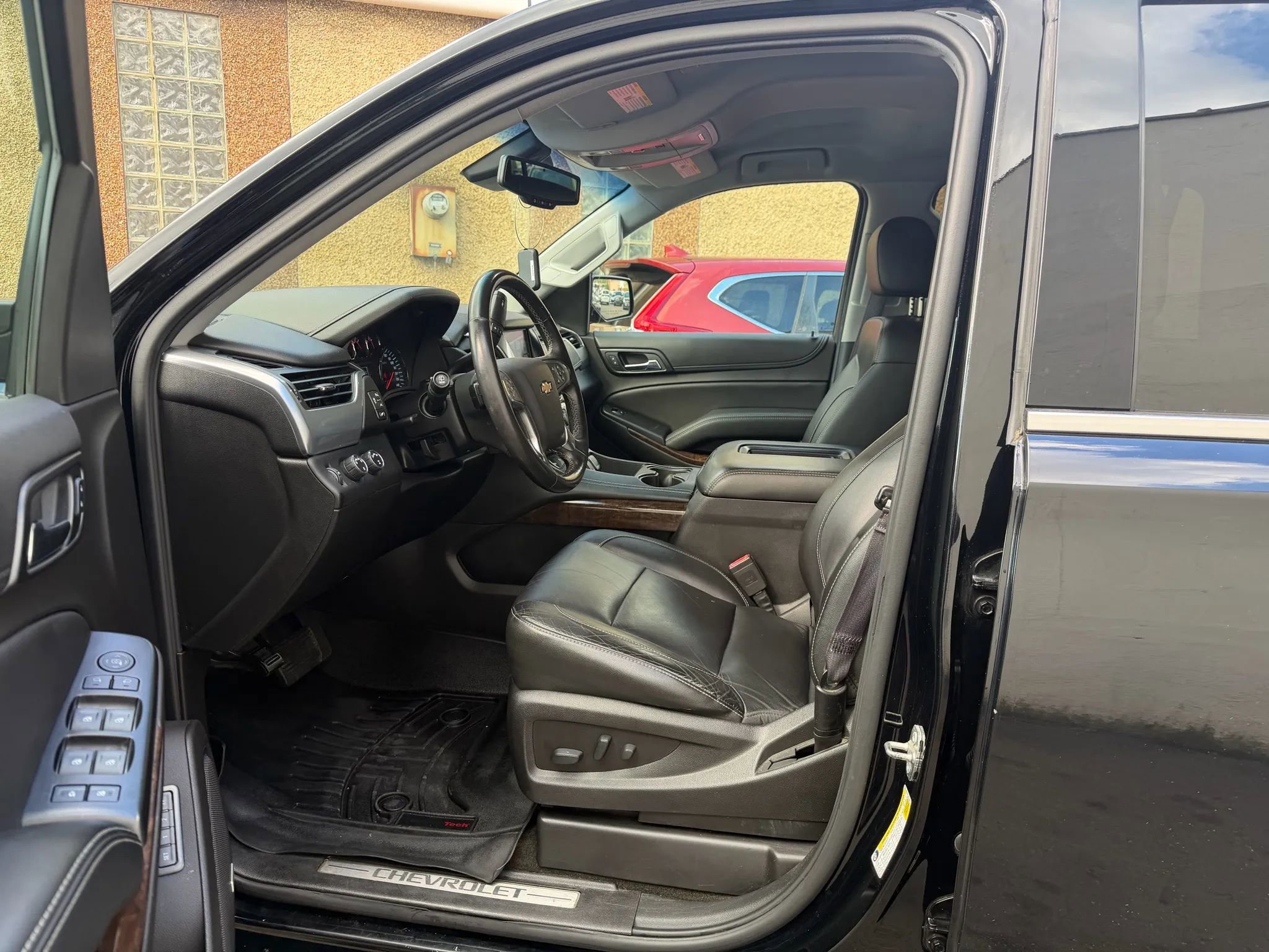 Used 2017 Chevrolet Tahoe LT image 21