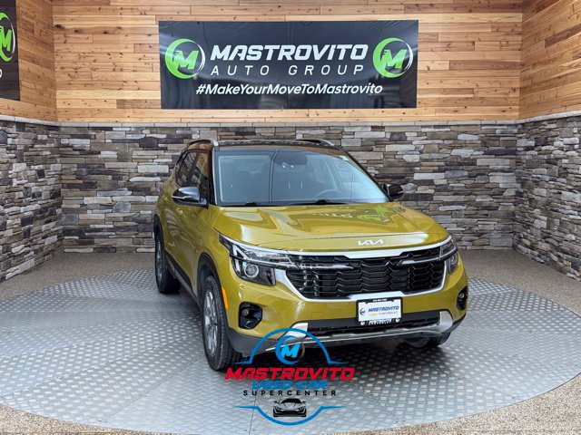 Used 2024 Kia Seltos S AWD/4WD image 1