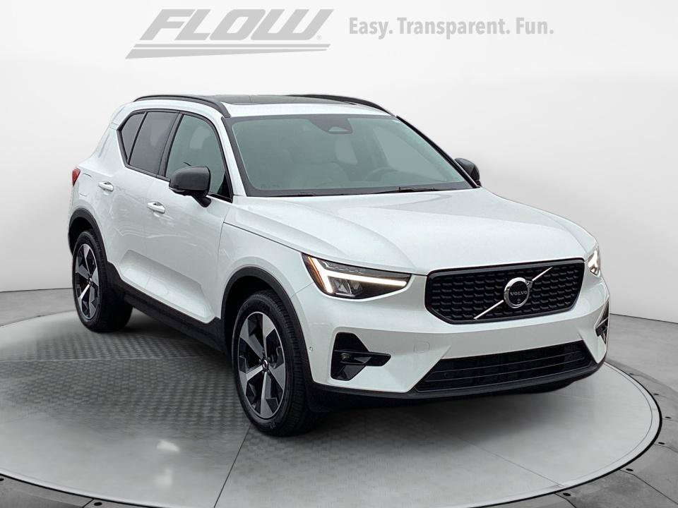 Certified 2025 Volvo XC40 B5 Plus