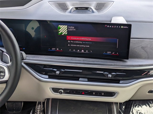 Used 2025 BMW X7 M60i image 14