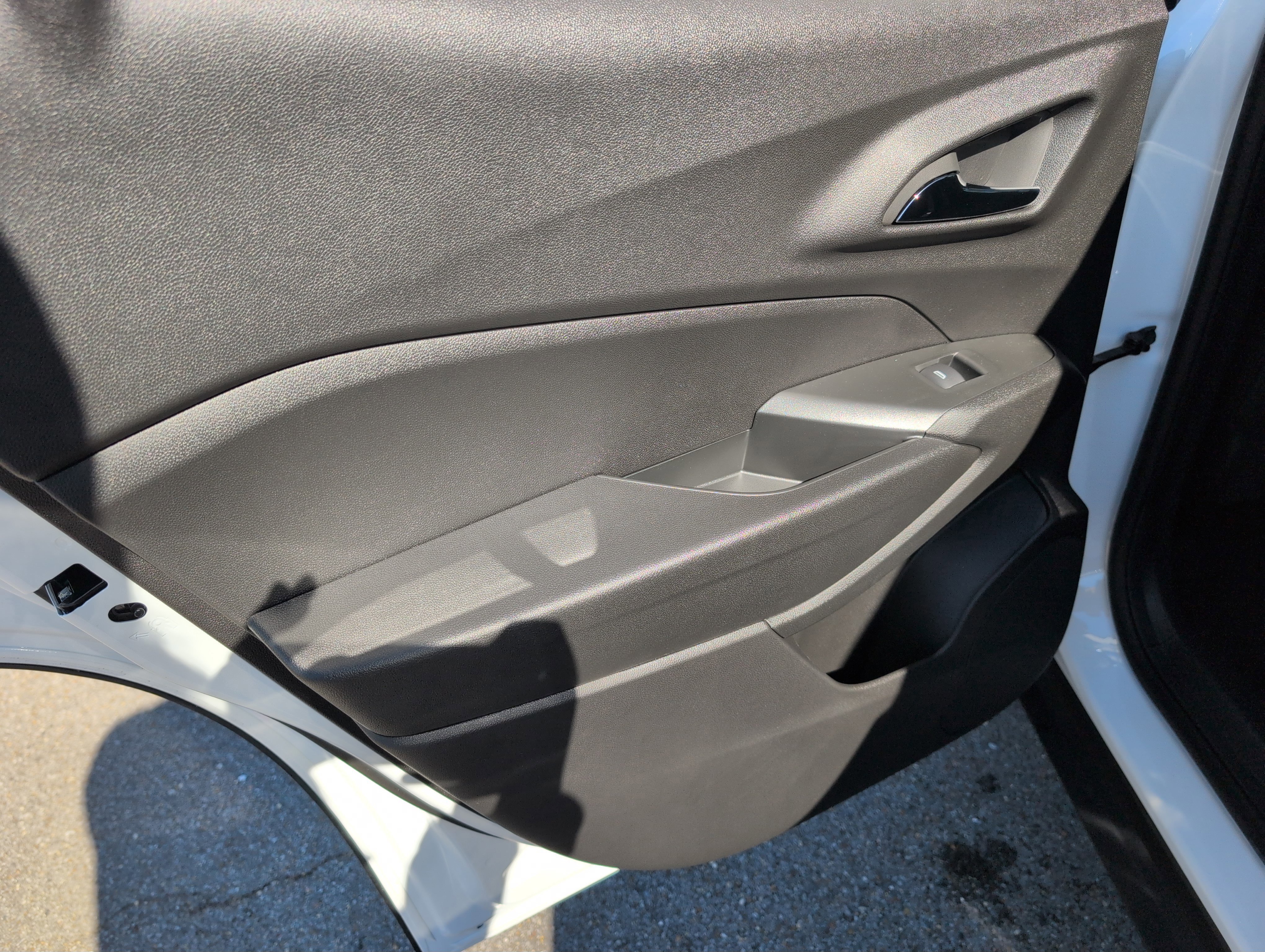 New 2026 Chevrolet Trax ACTIV w/ Sunroof Package image 34