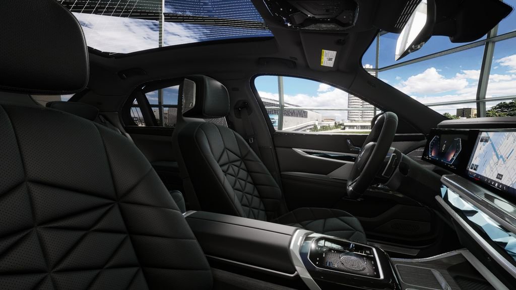 Used 2026 BMW 740i image 36