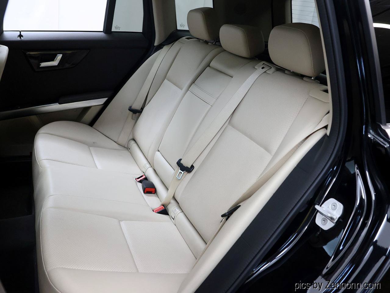 Used 2014 Mercedes-Benz GLK 350 4MATIC w/ Premium 1 Package image 9