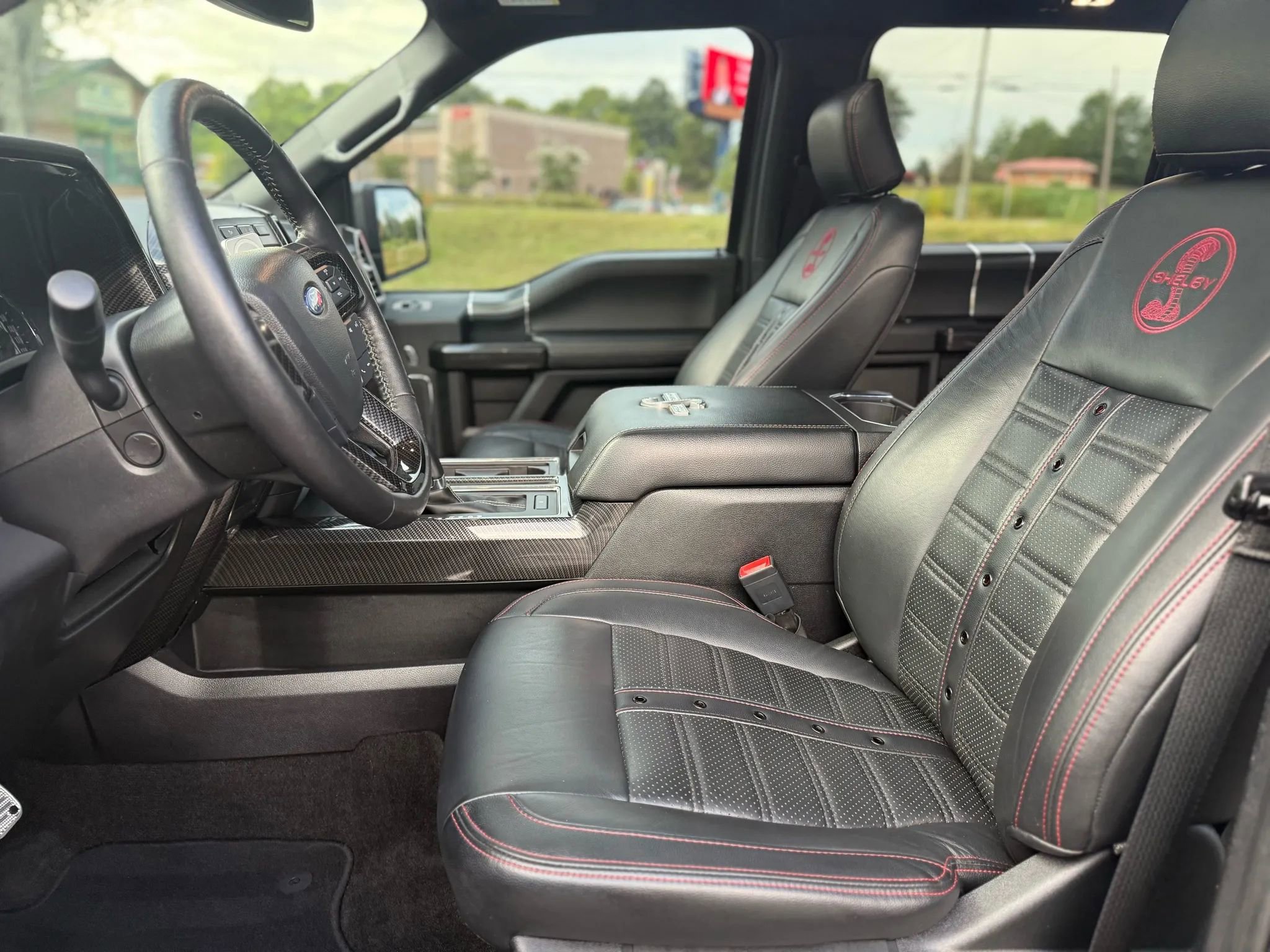 Used 2019 Ford F150 Lariat w/ Equipment Group 502A Luxury image 16