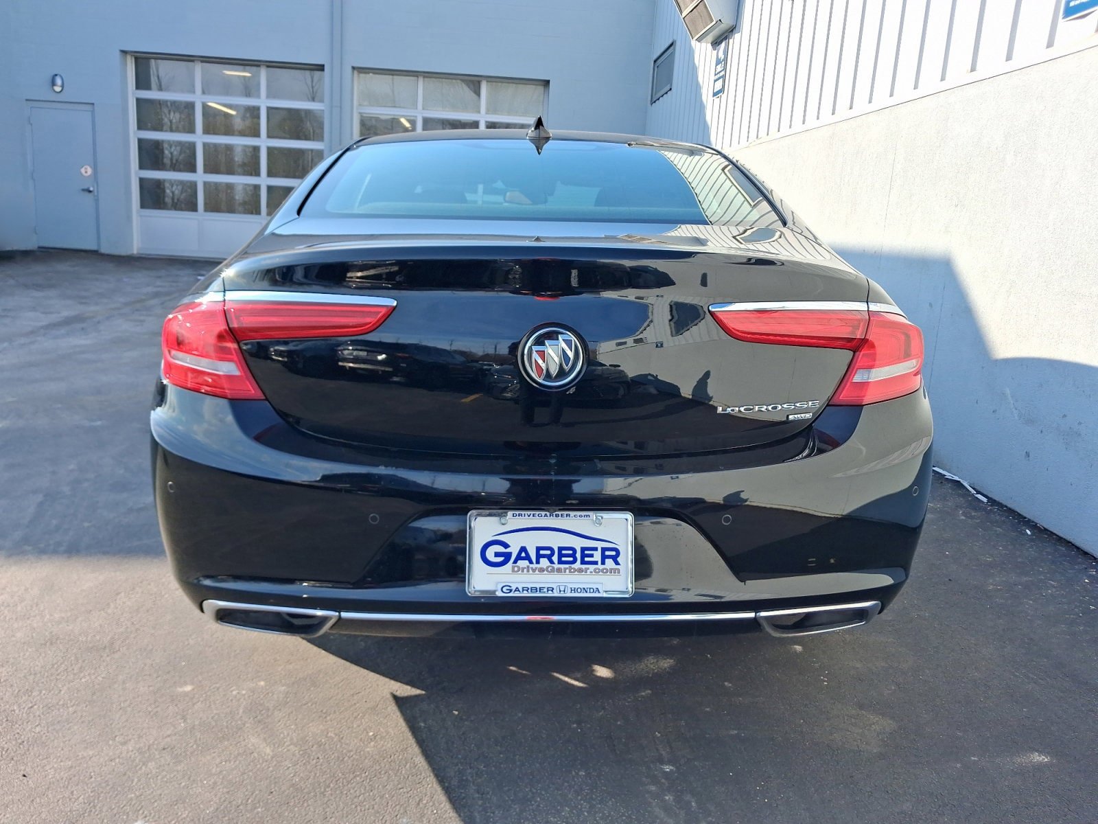 Used 2019 Buick LaCrosse Avenir w/ Driver Confidence Package II AWD/4WD image 8