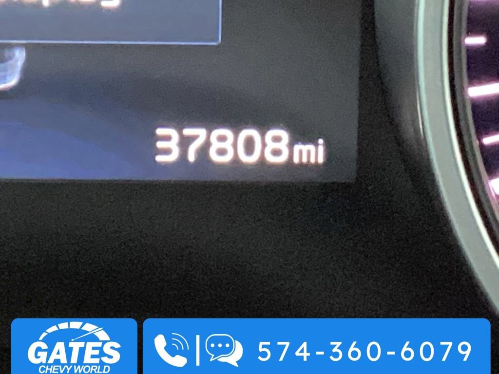 Used 2024 Kia Carnival EX image 4