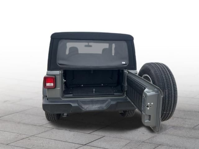 Used 2020 Jeep Wrangler Sport image 9