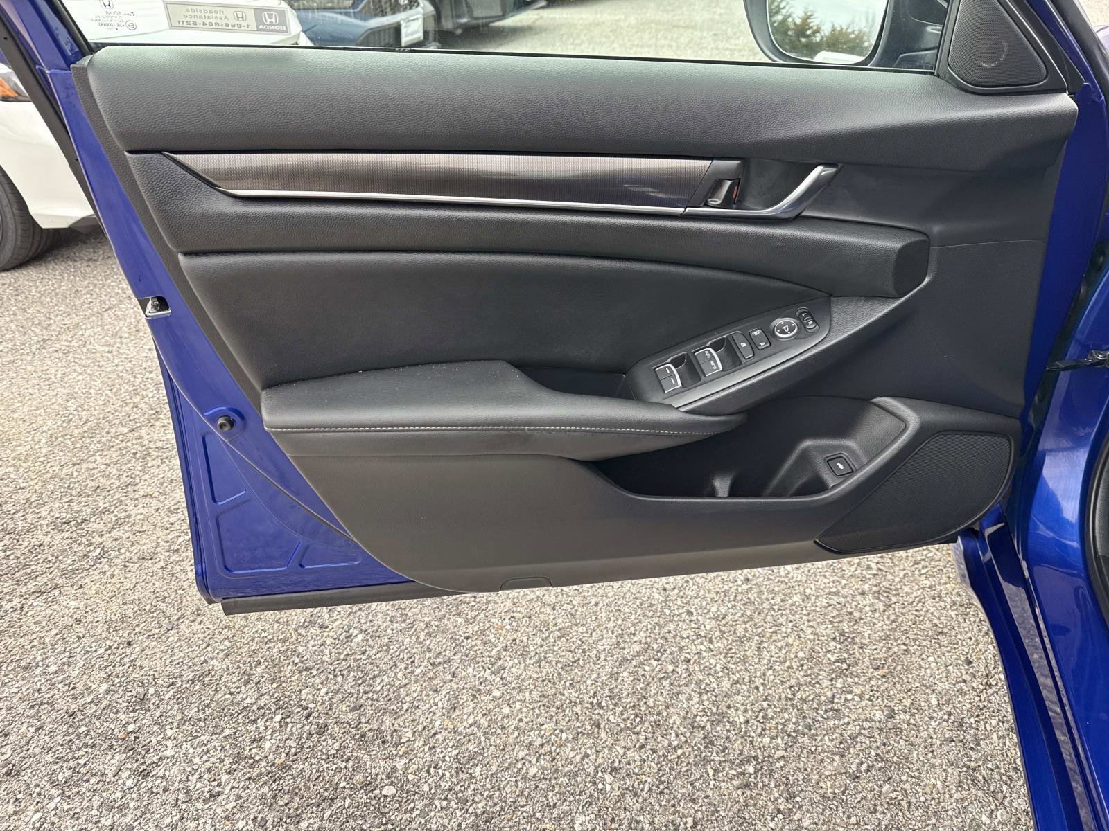 Used 2022 Honda Accord Sport image 17