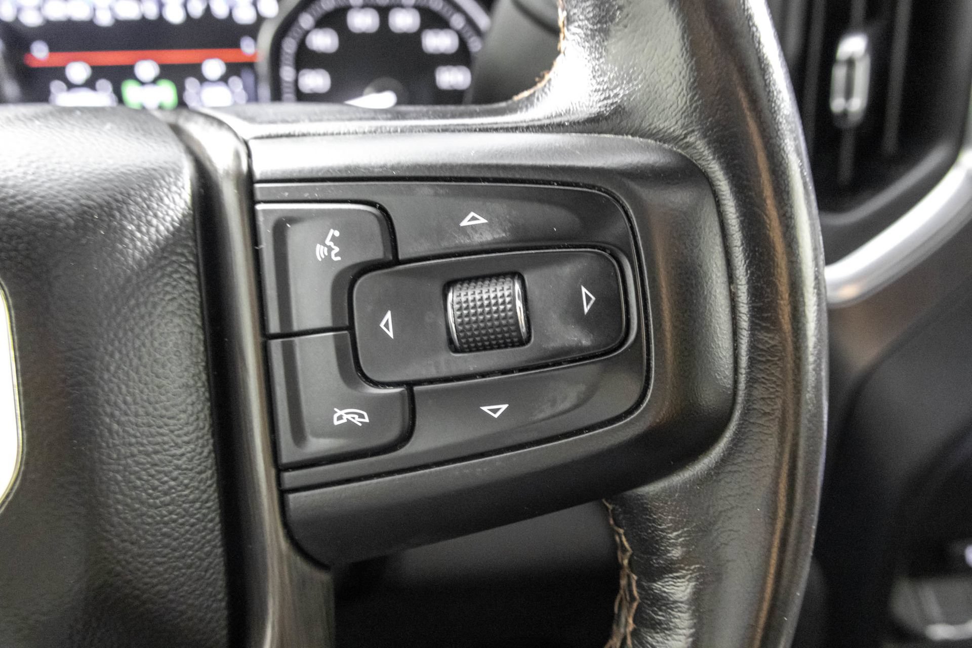 Used 2022 GMC Sierra 2500 AT4 w/ AT4 Premium Plus Package AWD/4WD image 30