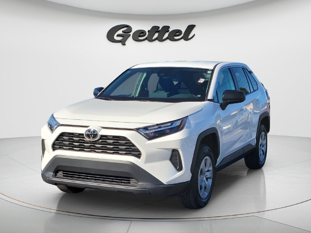 Used 2024 Toyota RAV4 LE FWD image 1