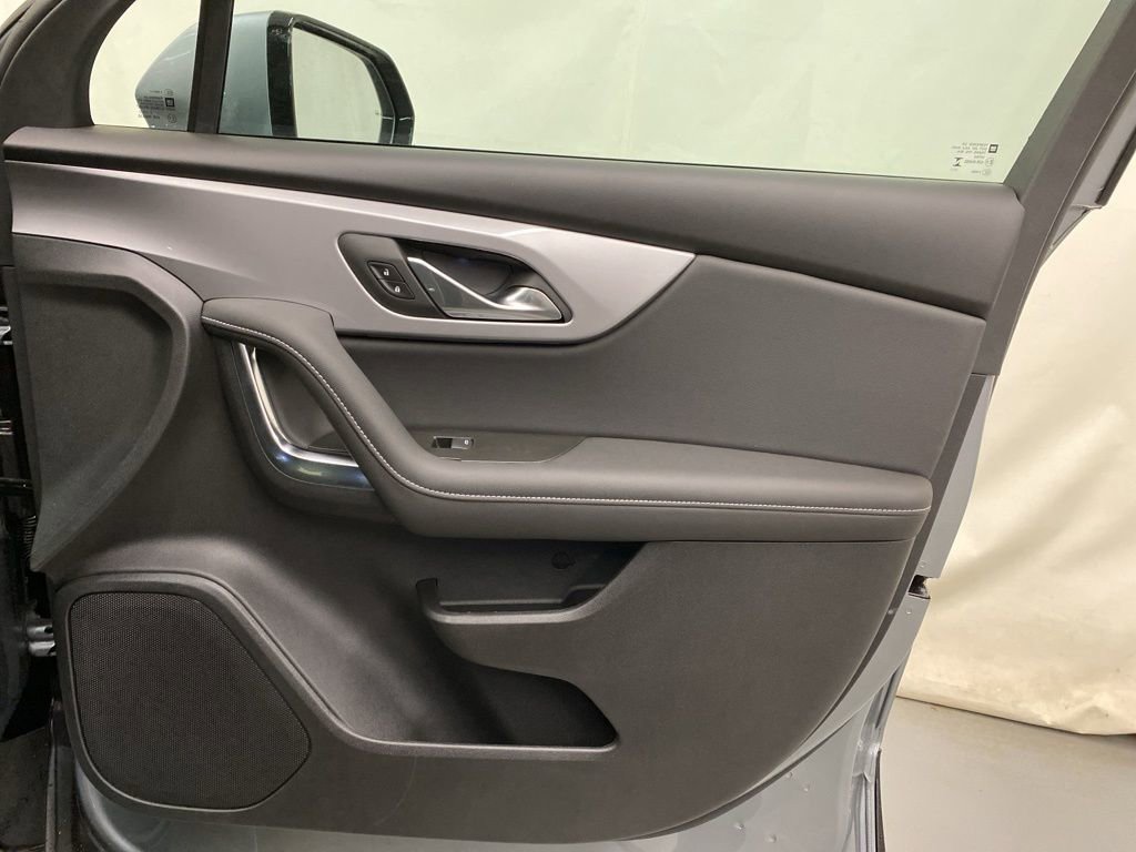 New 2026 Chevrolet Blazer LT w/ LPO, Black Sport Package image 11