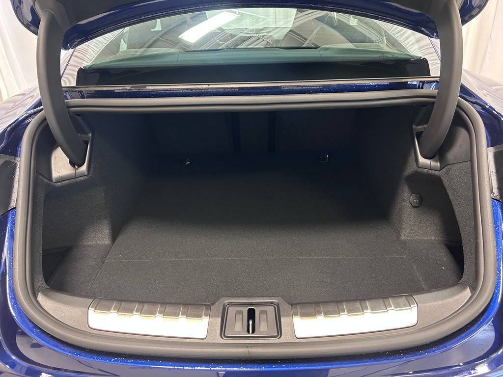 New 2026 Porsche Taycan 4S AWD/4WD image 30