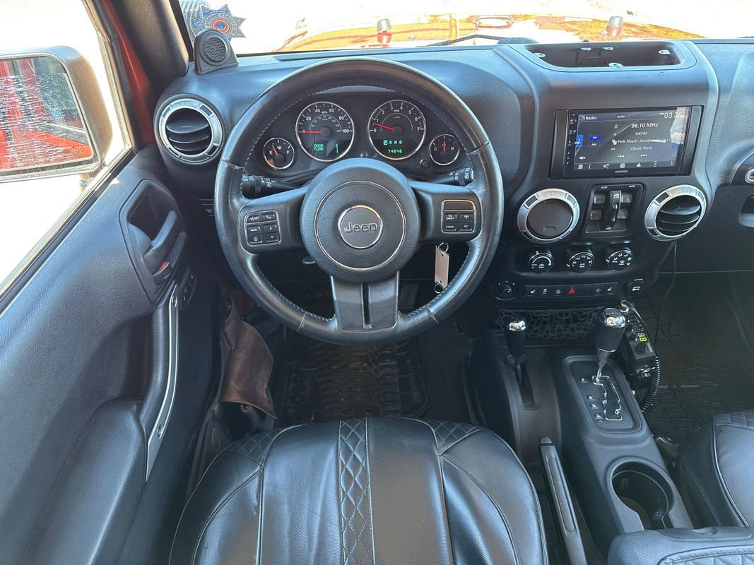 Used 2014 Jeep Wrangler Unlimited Rubicon w/ Connectivity Group AWD/4WD image 22