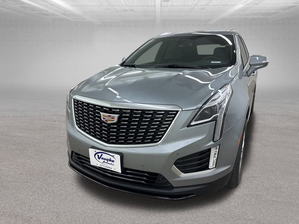 New 2025 Cadillac XT5 Luxury image 4