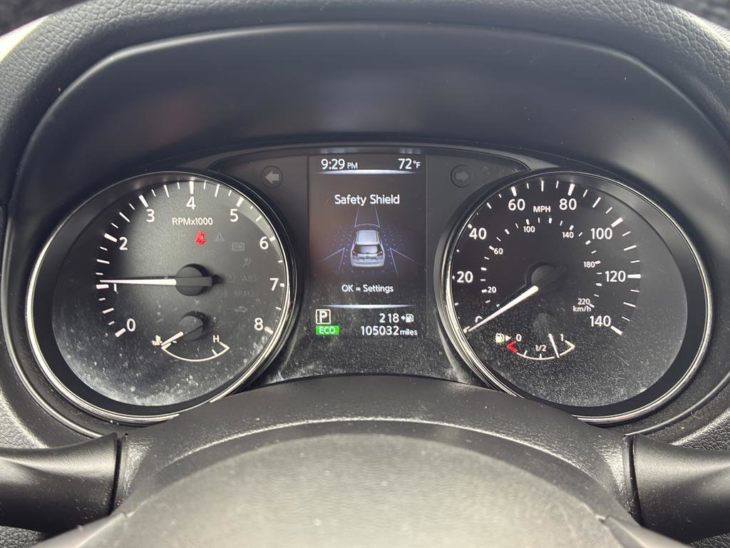 Used 2017 Nissan Rogue SV AWD/4WD image 34