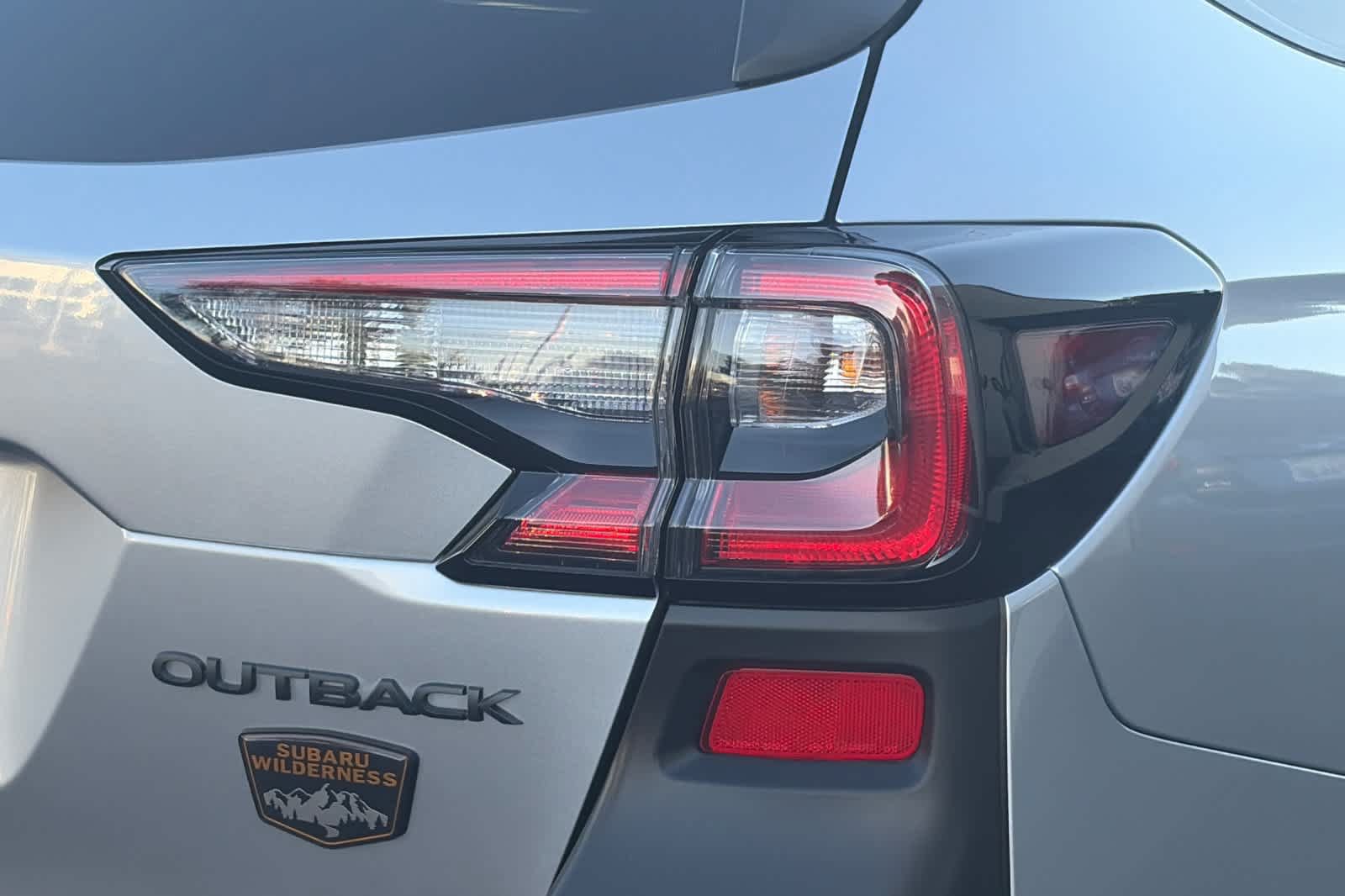 Certified 2025 Subaru Outback Wilderness AWD/4WD image 32