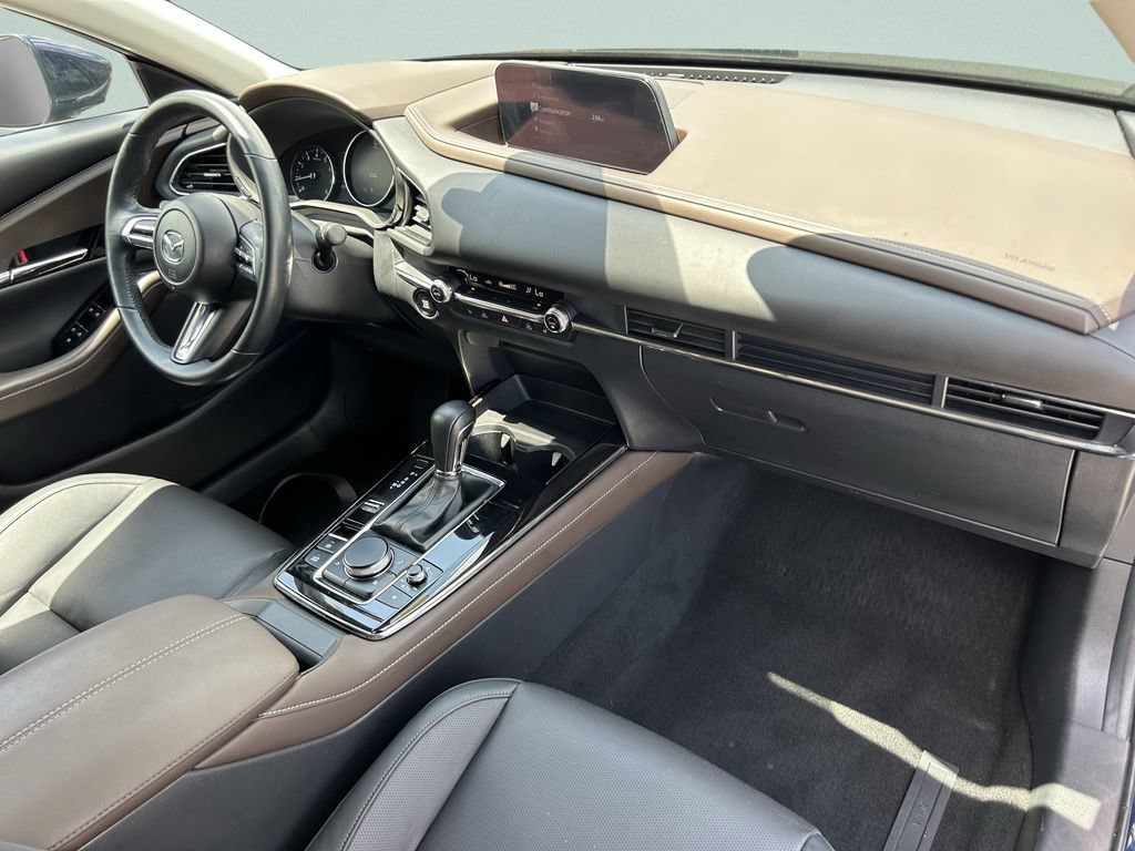 Used 2021 MAZDA CX-30 FWD 2.5 S w/ Premium Package image 17