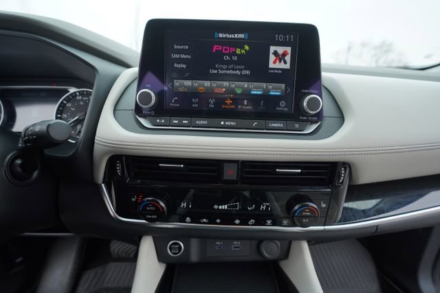 Used 2023 Nissan Rogue SL image 30