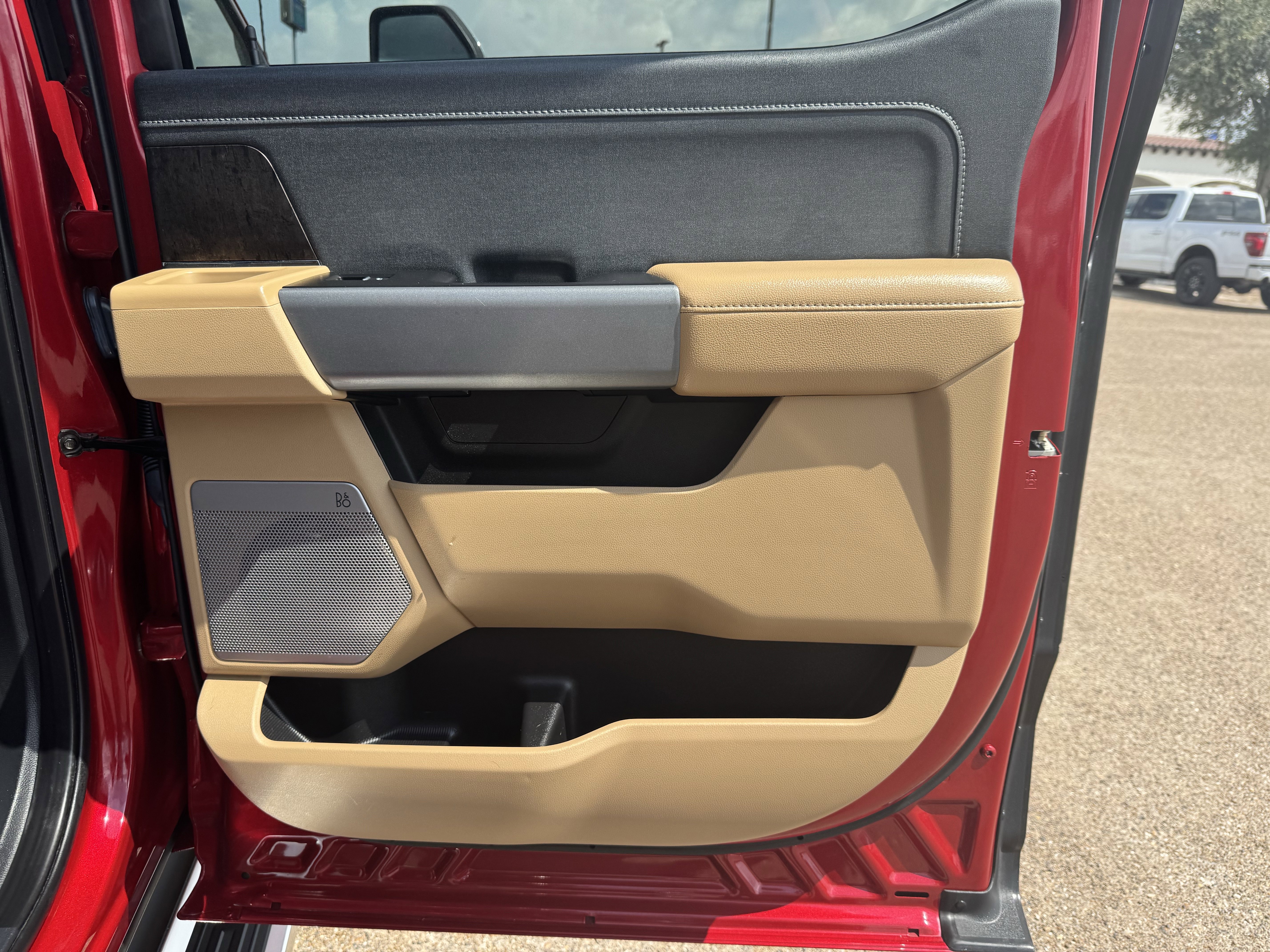 Certified 2023 Ford F250 Lariat w/ Tow Technology Package image 28