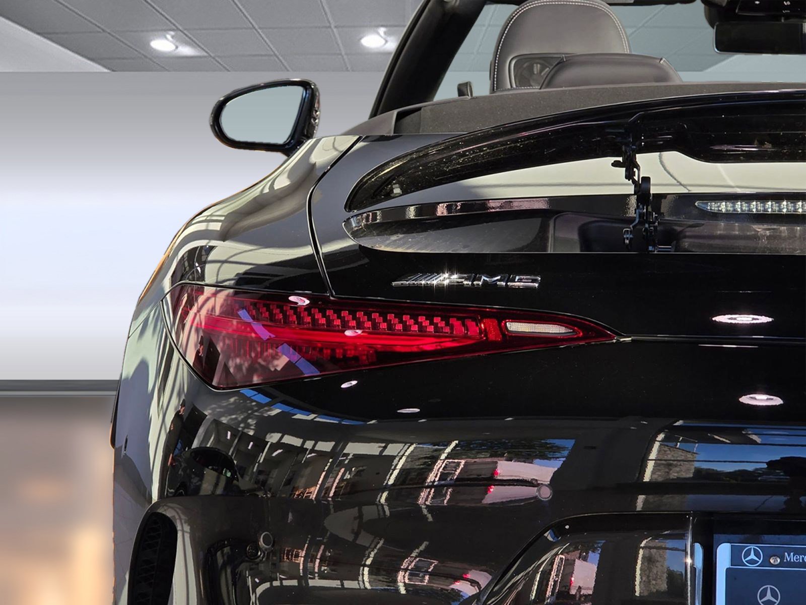 Certified 2022 Mercedes-Benz SL 63 AMG 4MATIC image 19