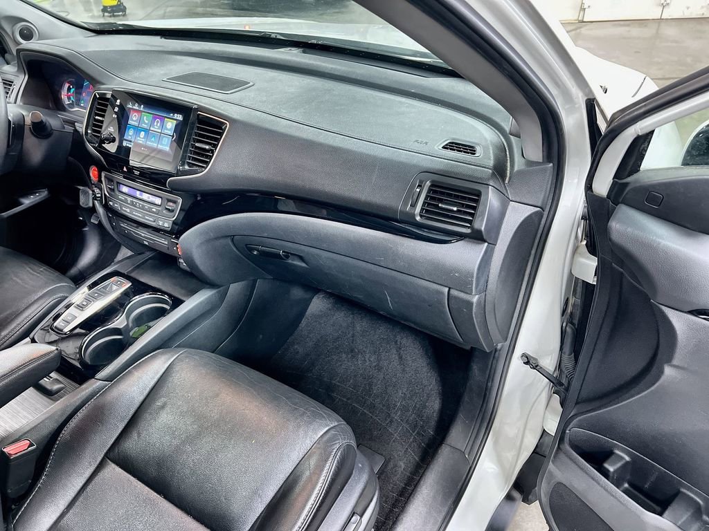 Used 2021 Honda Pilot Touring image 31