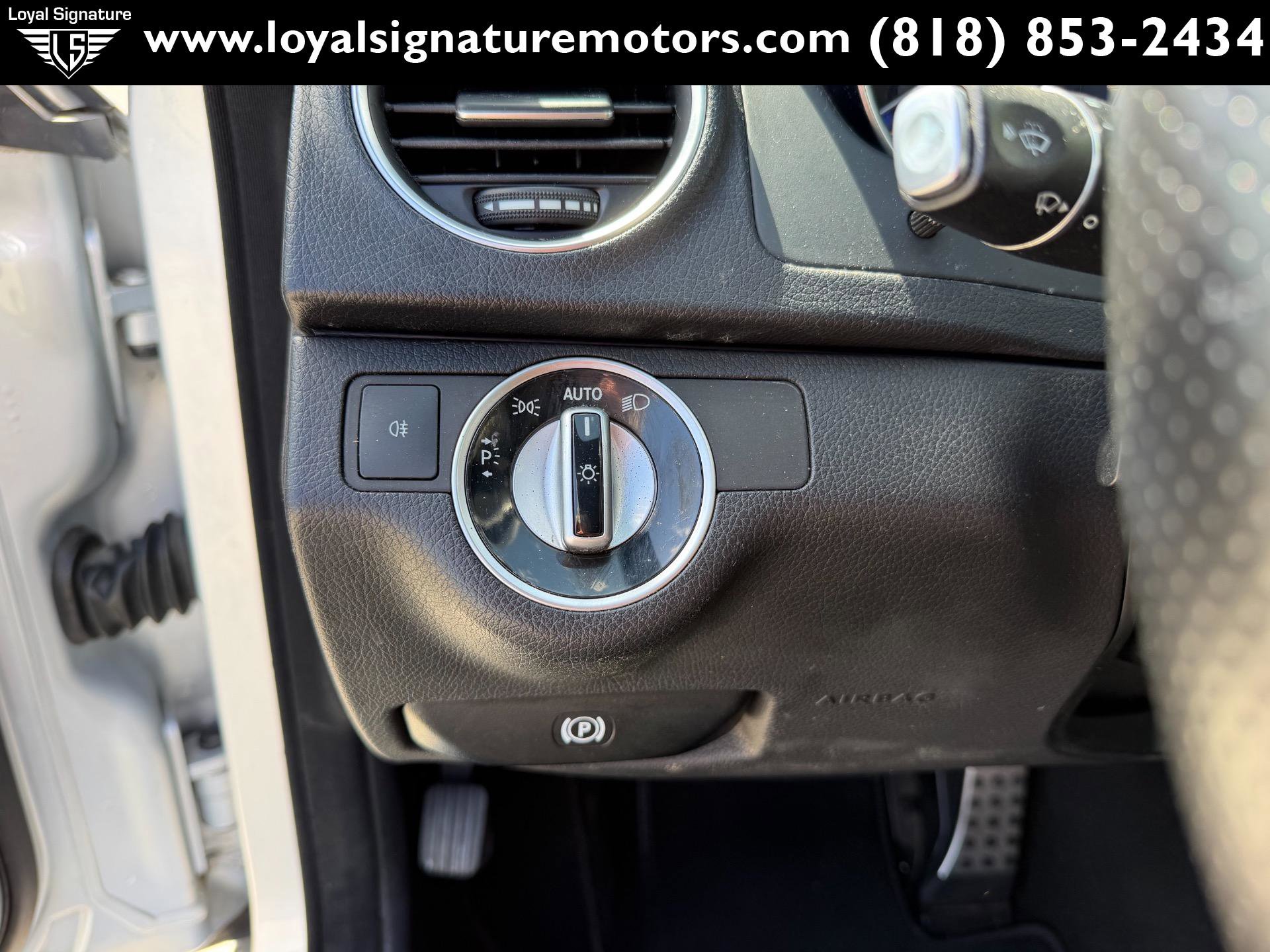 Used 2013 Mercedes-Benz C 350 Sport image 18