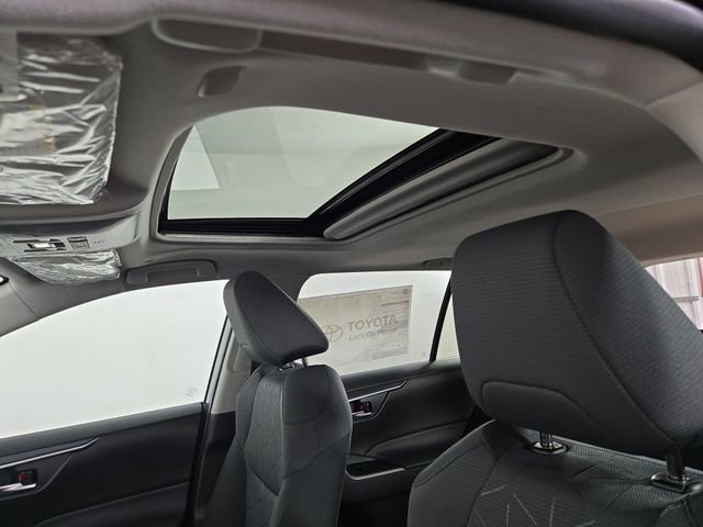 New 2025 Toyota RAV4 XLE image 33