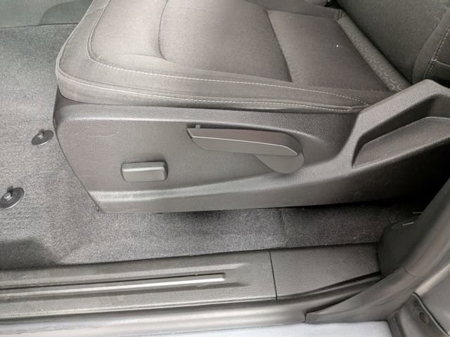 Used 2020 GMC Canyon SLE w/ Driver Alert Package image 13