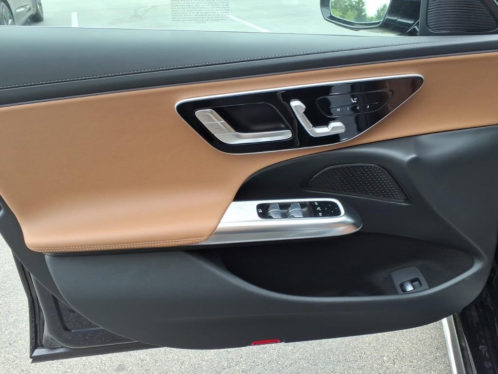 New 2026 Mercedes-Benz E 350 4MATIC Sedan image 11