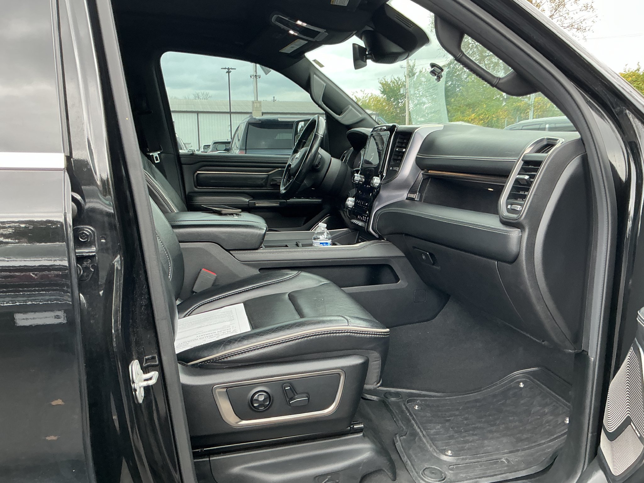 Used 2019 RAM 1500 Limited AWD/4WD image 5