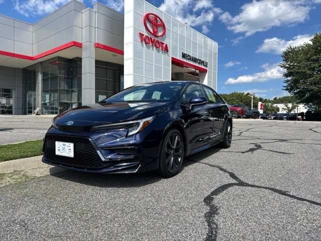 Used 2023 Toyota Corolla SE w/ Carpet Mat Package (TMS) FWD image 1