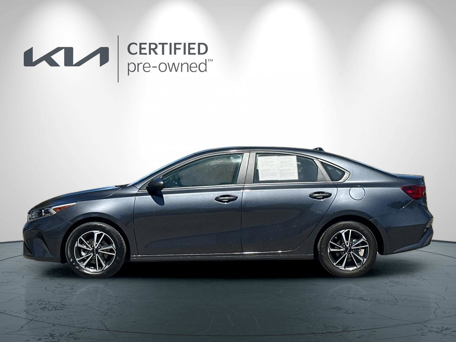 Certified 2023 Kia Forte LXS FWD image 7