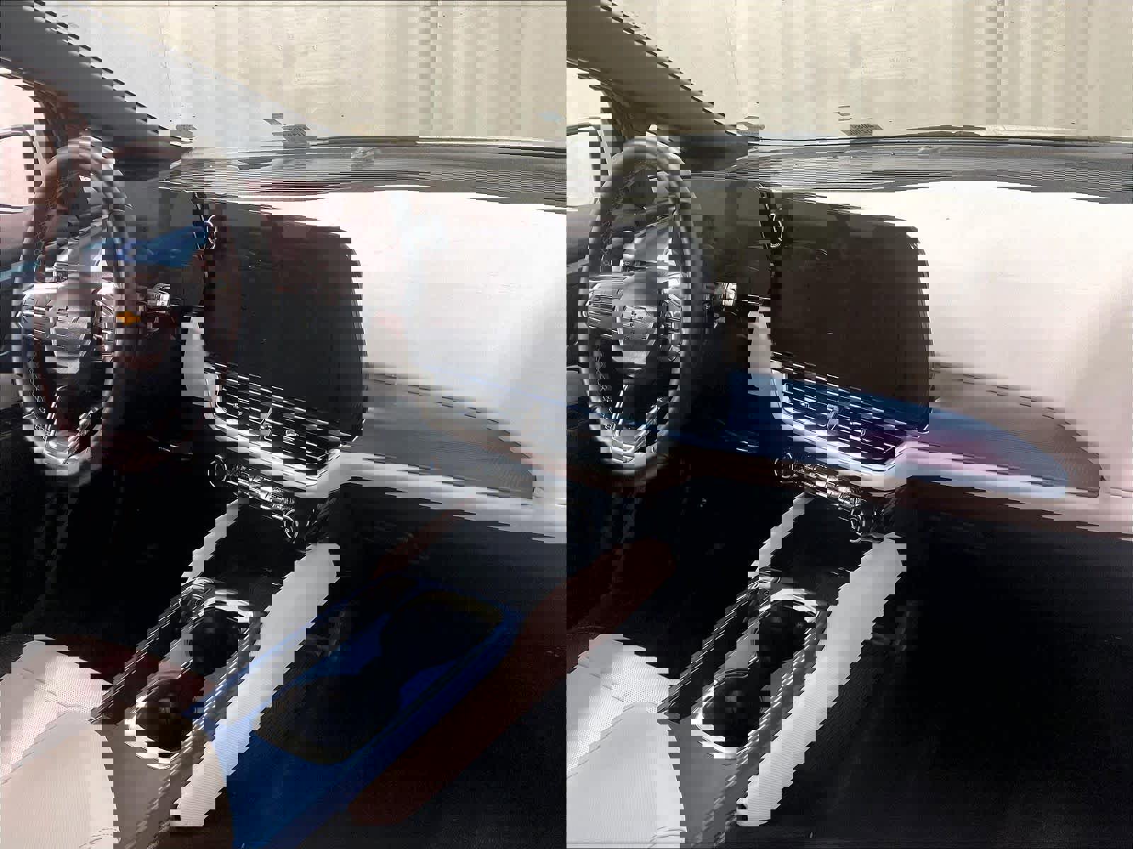 Used 2025 Chevrolet Equinox EV LT image 14