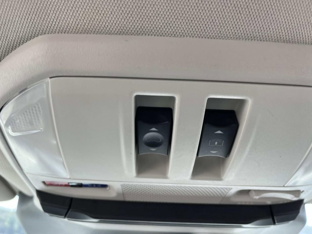 Used 2024 Subaru Ascent Onyx Edition image 16