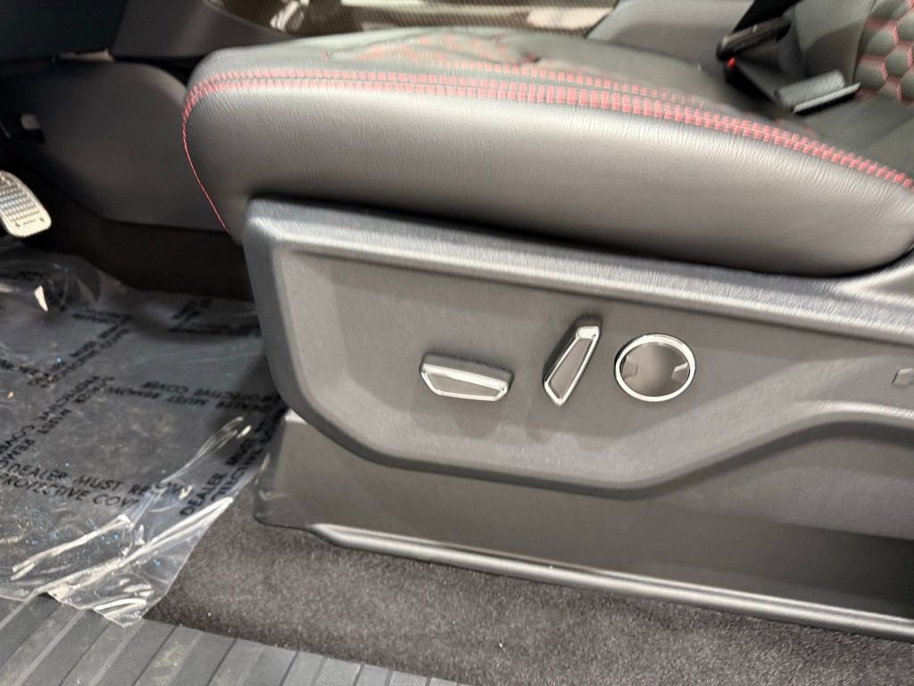 New 2025 Ford F150 Lariat w/ Equipment Group 502A High image 15