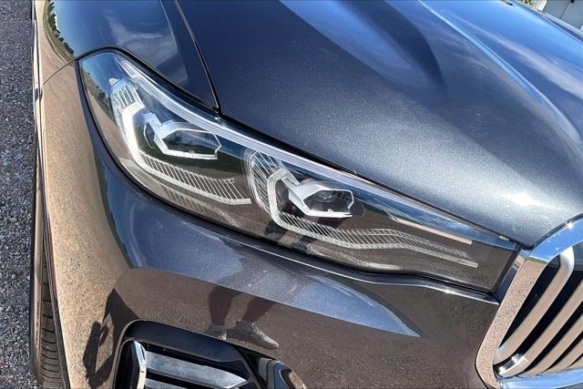 Used 2019 BMW X7 xDrive40i w/ Cold Weather Package AWD/4WD image 30