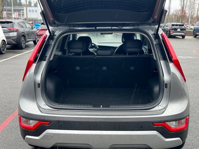 Used 2023 Kia Niro EX image 8