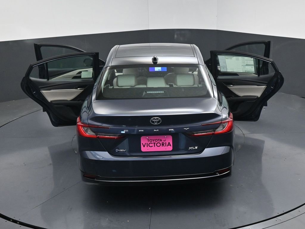 Used 2026 Toyota Camry XLE w/ Premium Plus Package image 25