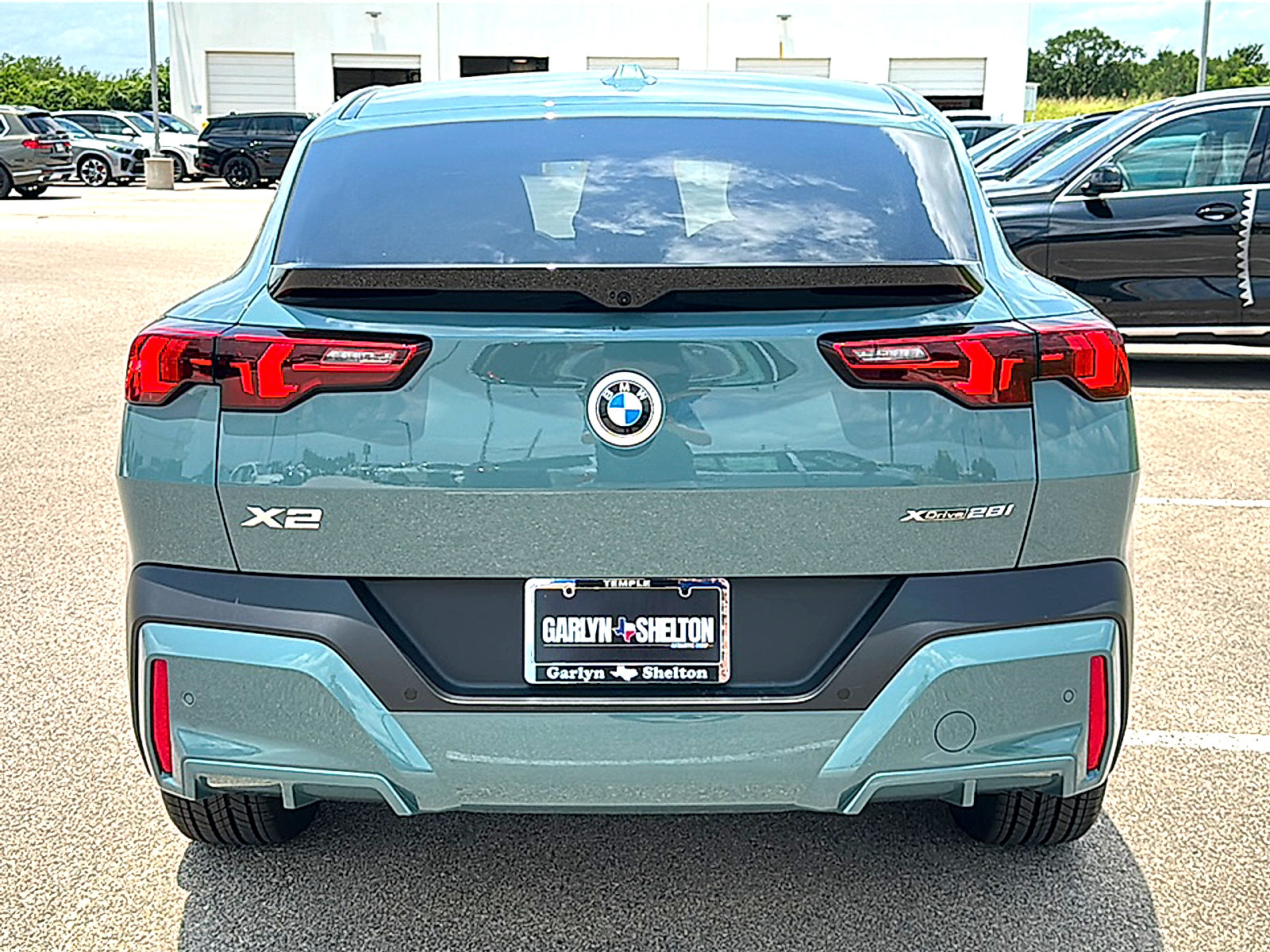 New 2026 BMW X2 xDrive28i w/ Technology Package AWD/4WD image 7