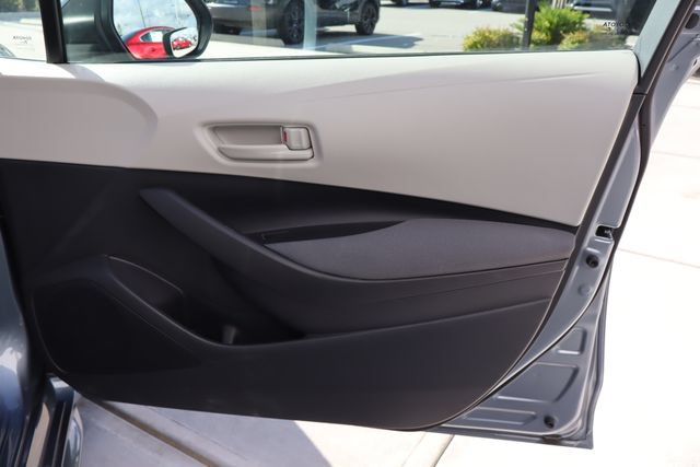 Used 2025 Toyota Corolla LE FWD image 26