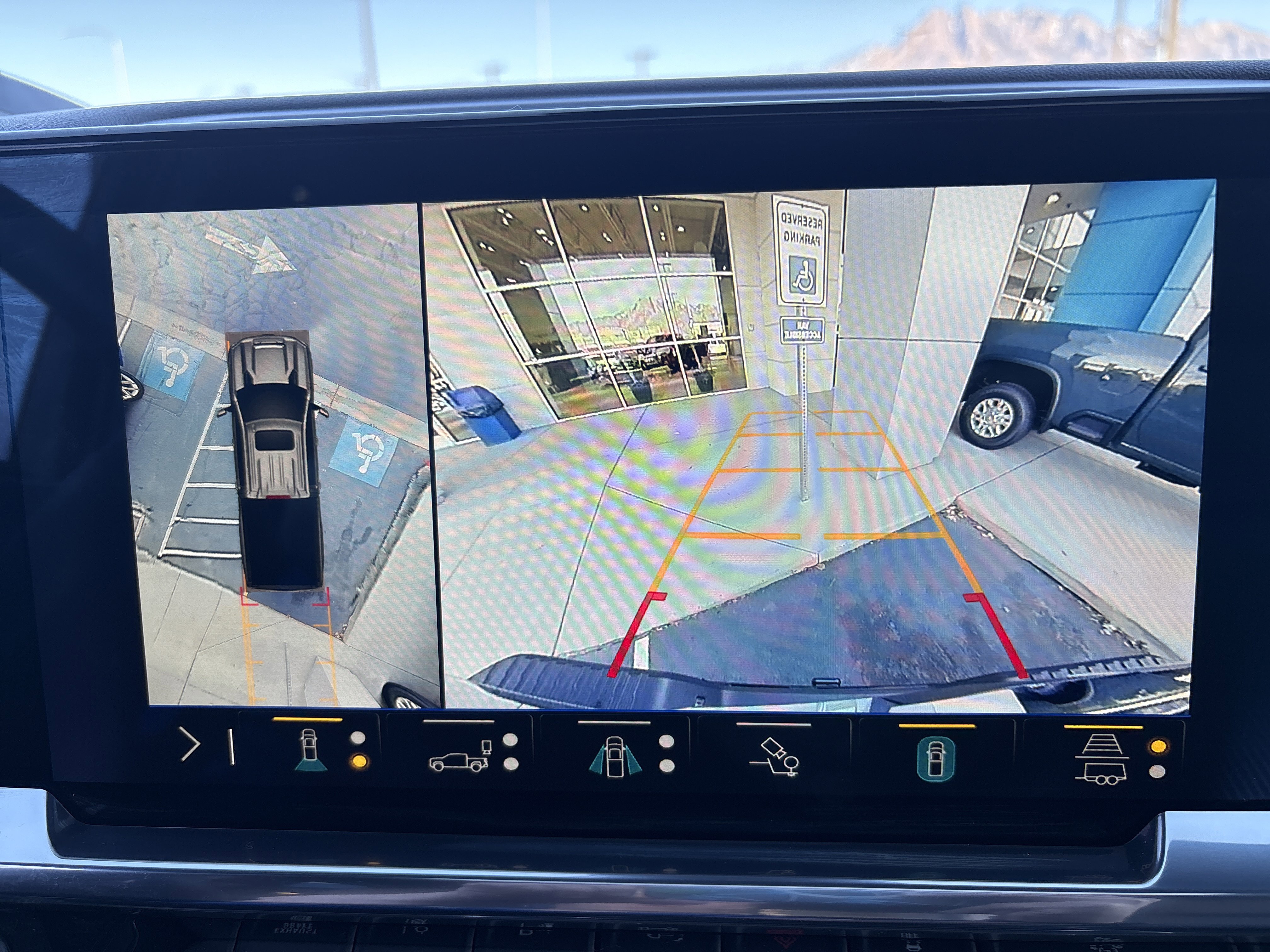 Used 2024 Chevrolet Silverado 3500 High Country w/ Technology Package image 23