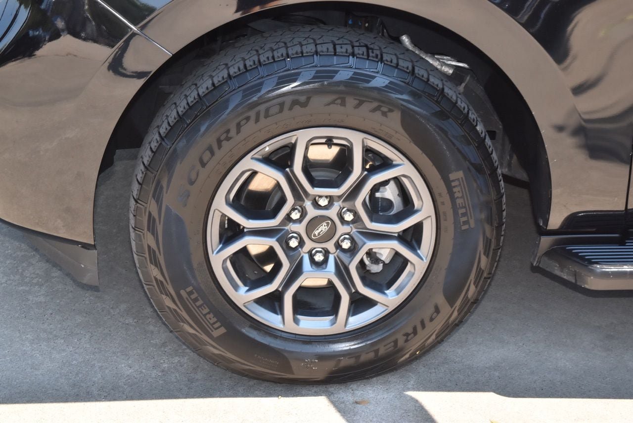 Used 2025 Ford Expedition Max Active RWD image 39